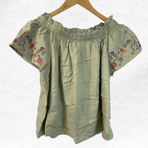 Large Green Isa & Ella Off Shoulder Top Floral